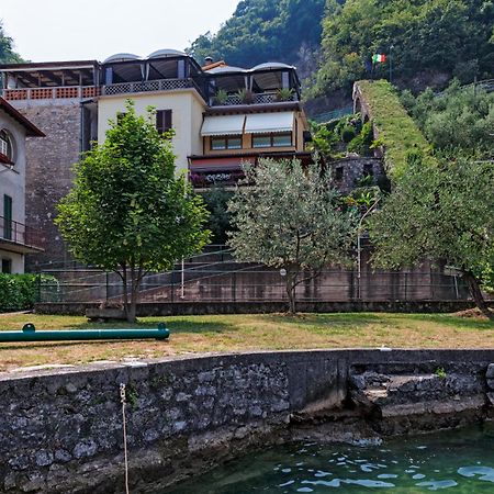 Studio Zu - Lakeside Apartment Riva di Solto Buitenkant foto